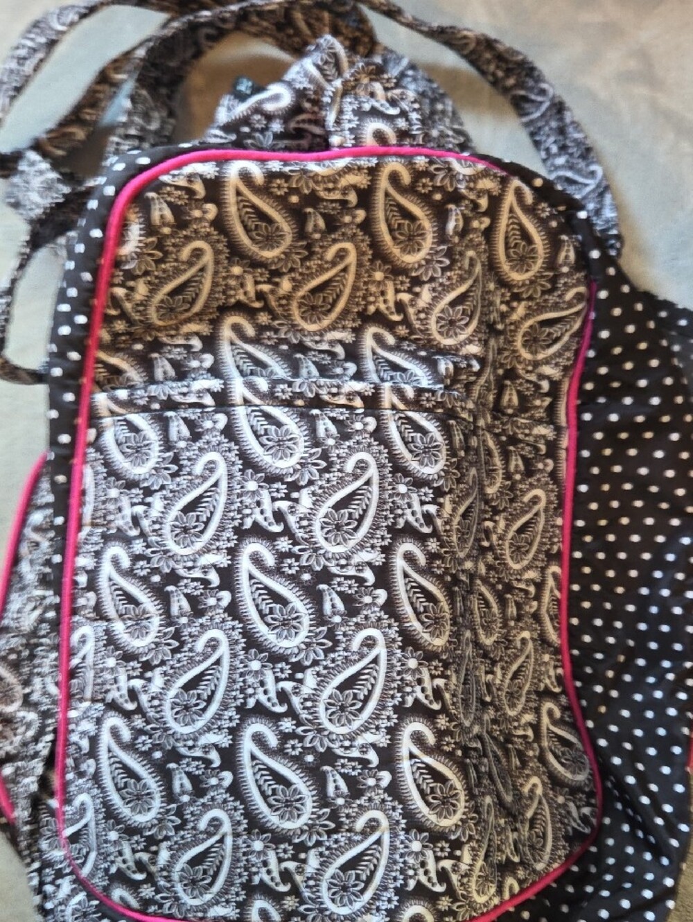 The Pampered Chef Black & White Paisley Tote with Pink Trim - Picture 3 of 4